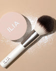 ILIA Beauty Finishing Powder Brush