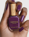 Sienna Byron Bay Nail Polish - Reverence