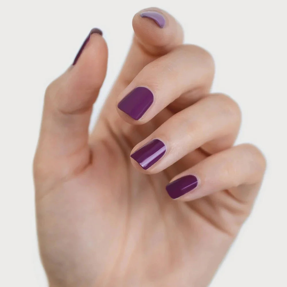 Sienna Byron Bay Nail Polish - Reverence