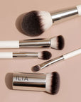 ILIA Beauty Finishing Powder Brush