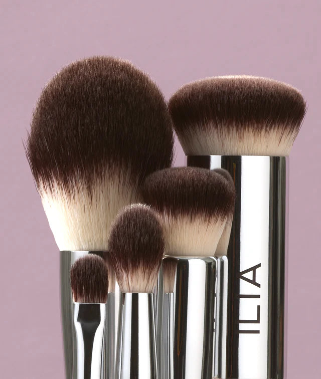 ILIA Beauty Perfecting Buff Brush