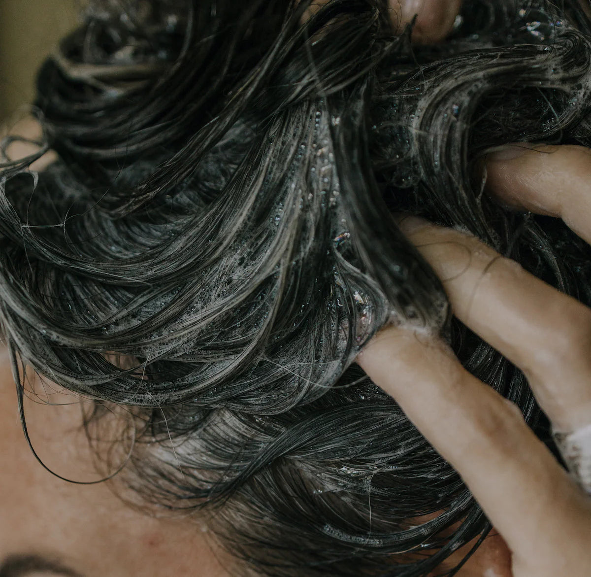 Evolvh UltraShine Ultra Hydrating Shampoo